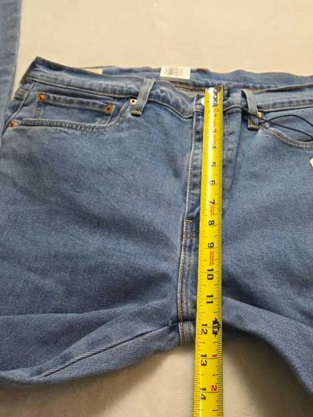 Levis 100% taper measurements